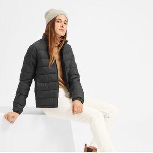 Everlane | The Lightweight Puffer Jacket Small Winter Cozy Packable Travel Black